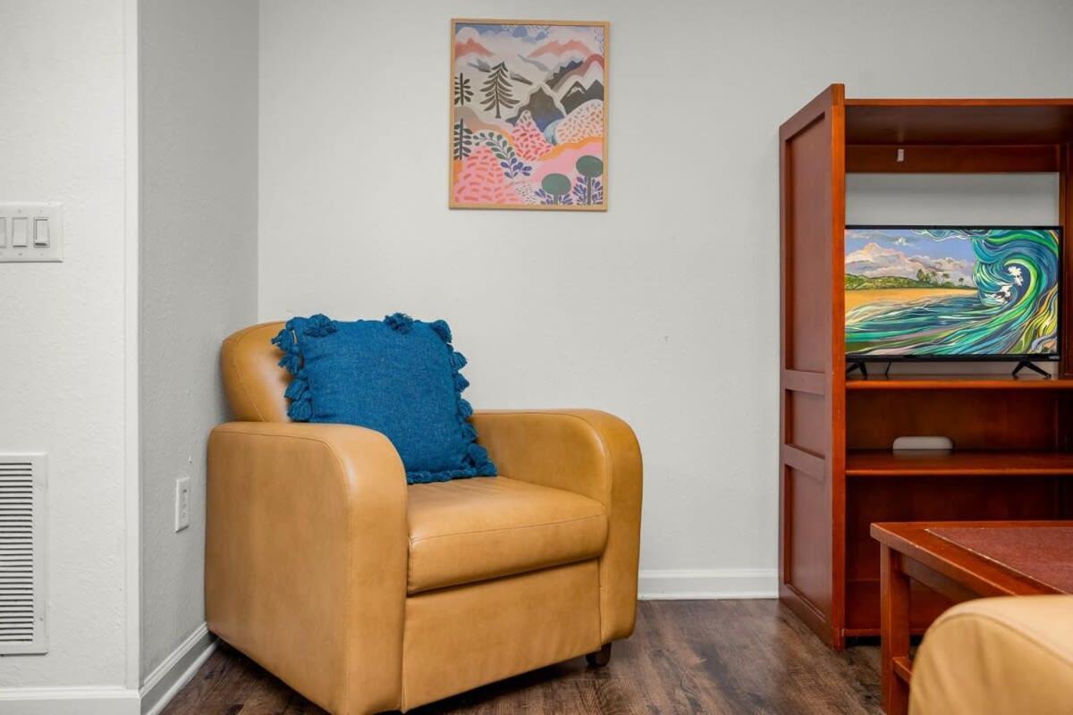 Budget Friendly Sleeps 8 Discounts Available تامبا المظهر الخارجي الصورة