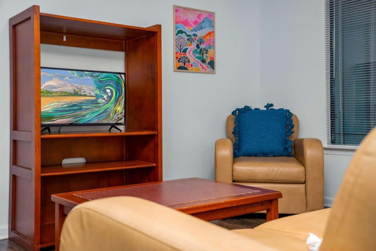 Budget Friendly Sleeps 8 Discounts Available تامبا المظهر الخارجي الصورة